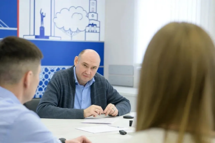 Евгений Солнцев: «Для решения вопросов участников СВО мы впервые провели комплексный приём со всеми задействованными ведомствами»